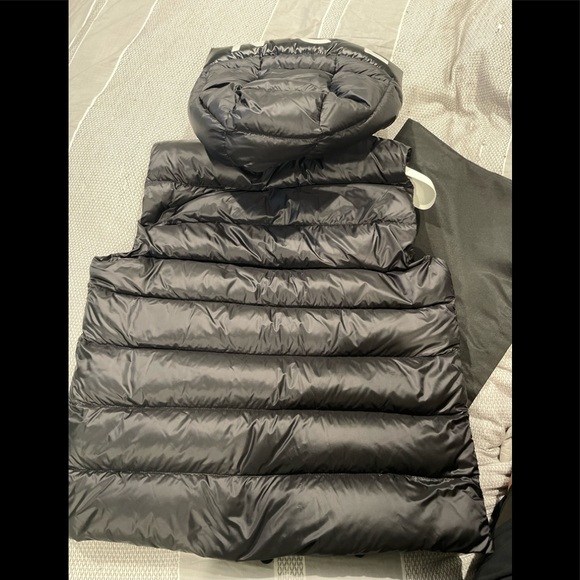 MONCLER VEST - Picture 3 of 10